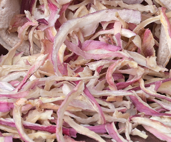Pink Onion Flakes